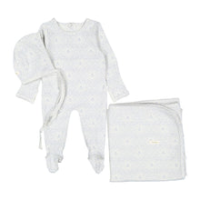 Load image into Gallery viewer, Ladida Layette Sky Demask Romper + Bonnet + Blanket

