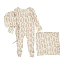 Load image into Gallery viewer, Ladida Layette Pink Wisteria Romper + Bonnet + Blanket

