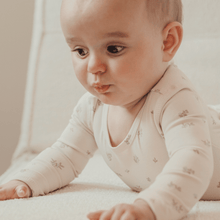 Load image into Gallery viewer, The Printed Hat - Mini Stitch Red
