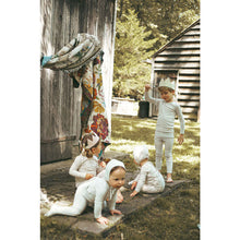 Load image into Gallery viewer, Ladida Layette Rose Demask Romper + Bonnet
